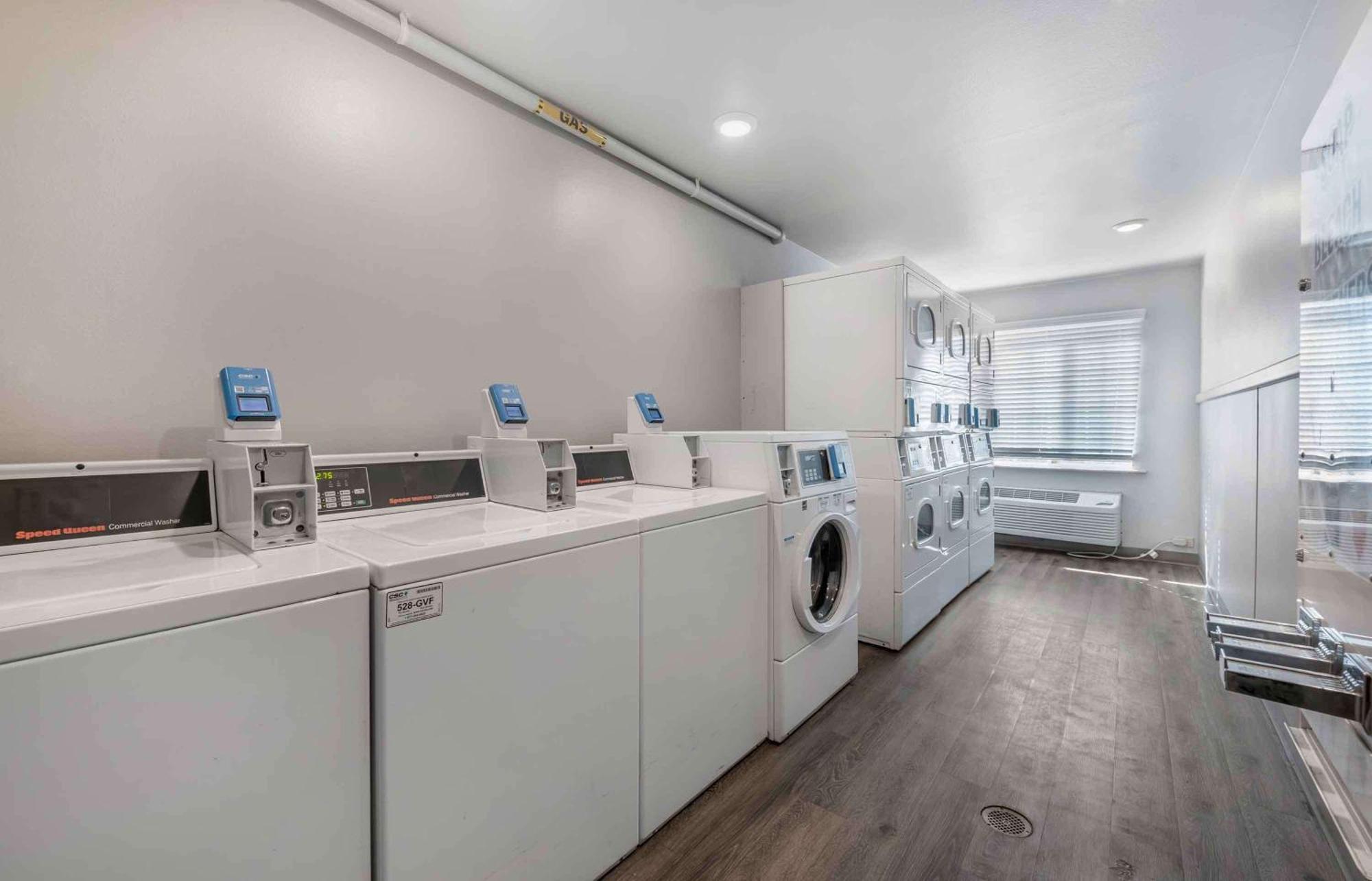 Extended Stay America Select Suites - Orlando - Sanford - Airport ภายนอก รูปภาพ
